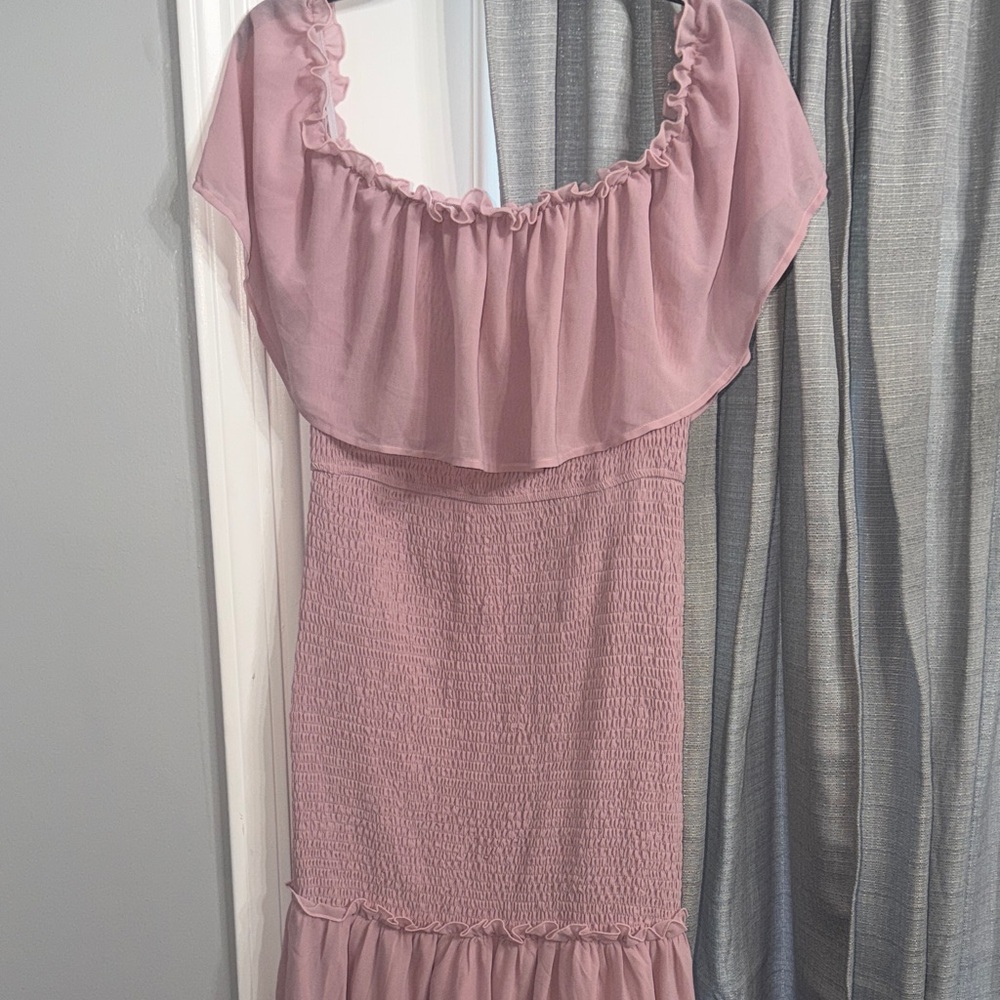 Simplee Apparel Pink Off-Shoulder Ruffle Bodycon Dress